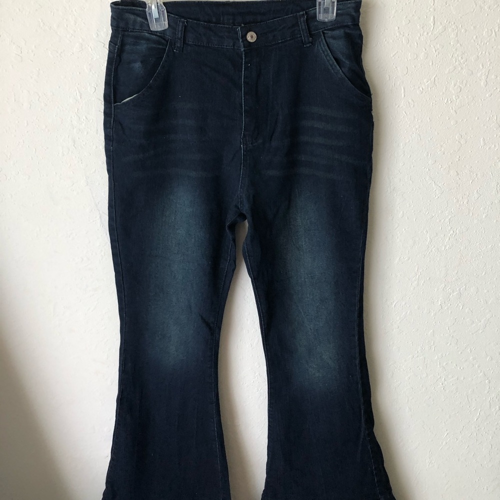 Super cute flare jeans